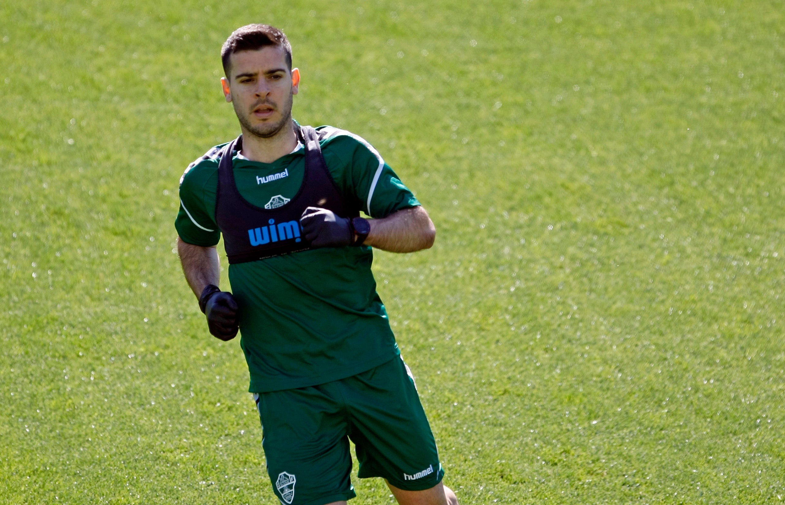 El vestuario del Elche se planta ante el ERTE El vestuario del Elche se planta ante el ERTE