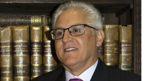 Luis Santos, alcalde de Alhambra 