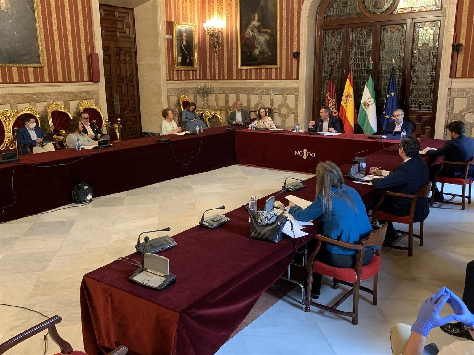 La comisión especial para la reactivación económica de Sevilla comienza a tomar medidas tras las consecuencias de la pandemia La comisión especial para la reactivación económica de Sevilla comienza a tomar medidas tras las consecuencias de la pandemia