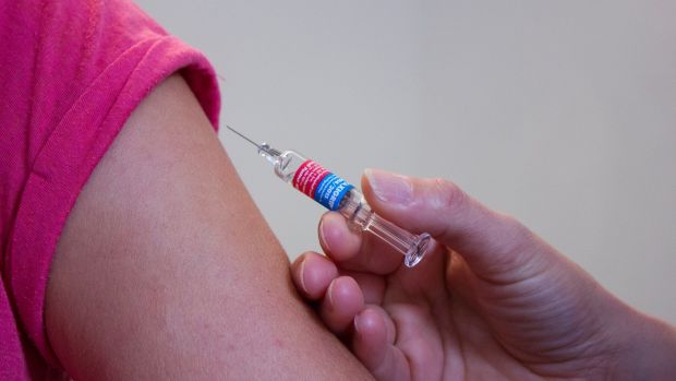 Los pediatras recomiendan ponerse al día con las vacunas Los pediatras recomiendan ponerse al día con las vacunas
