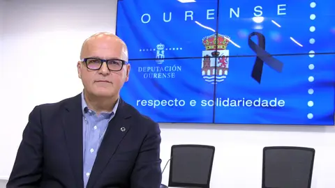 Manuel Baltar, en su mensaje desde la sala de prensa del Pazo Provincia Manuel Baltar, en su mensaje desde la sala de prensa del Pazo Provincia