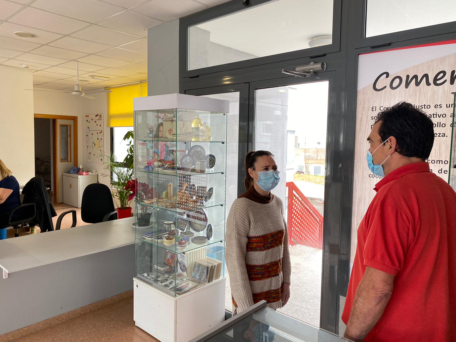 Las atenciones de Cáritas en Elche se disparan por encima del millar de familias Las atenciones de Cáritas en Elche se disparan por encima del millar de familias