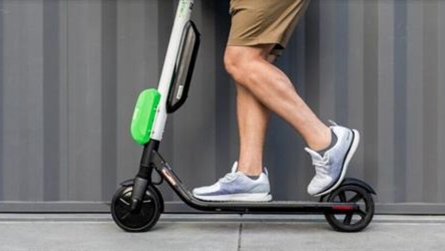Patinete el&eacute;ctrico.