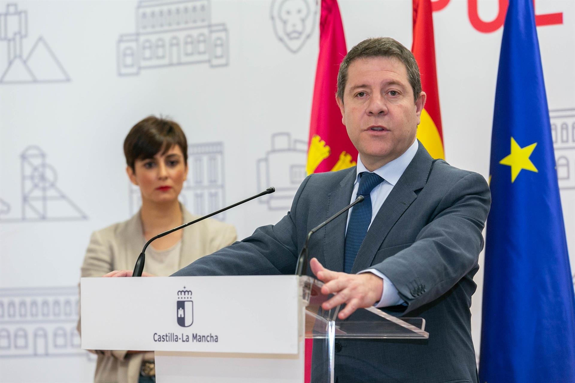 Page avanza que Puertollano recibirá 8 millones de euros para la mejora y modernización de su suelo industrial Page avanza que Puertollano recibirá 8 millones de euros para la mejora y modernización de su suelo industrial