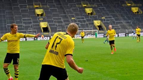 Haaland celebra el primer gol en tiempos de coronavirus