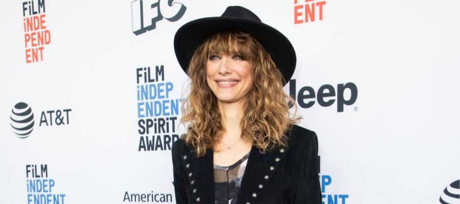 La directora Lynn Shelton posa en una alfombra roja de los Independent Spirit Awards La directora Lynn Shelton posa en una alfombra roja de los Independent Spirit Awards