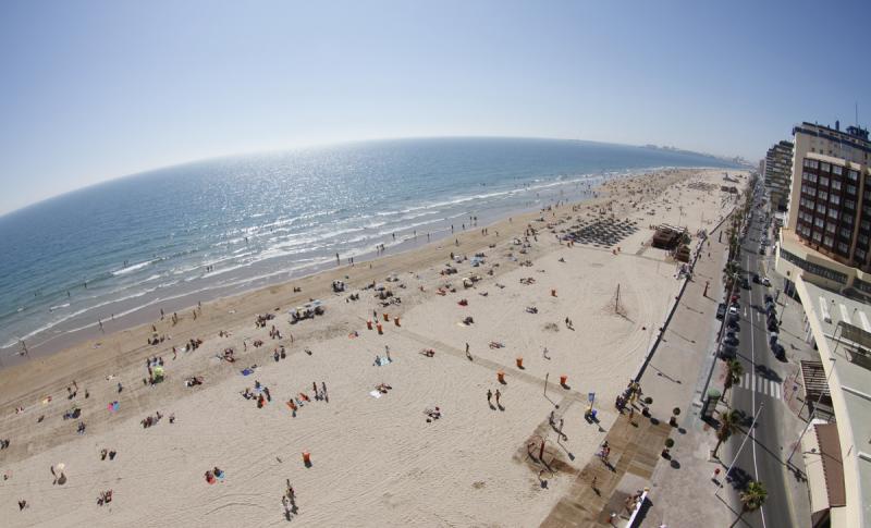 Aprobado el Plan de Explotación de Playas de Cádiz Aprobado el Plan de Explotación de Playas de Cádiz