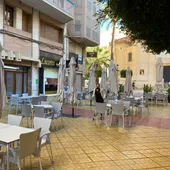 Terraza de una cafetería en Elche. Terraza de una cafetería en Elche.