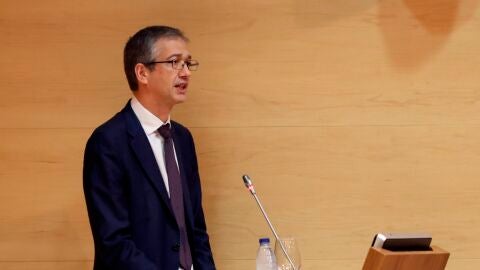El gobernador del Banco de Espa&ntilde;a, Pablo Hern&aacute;ndez de Cos, en una imagen de archivo