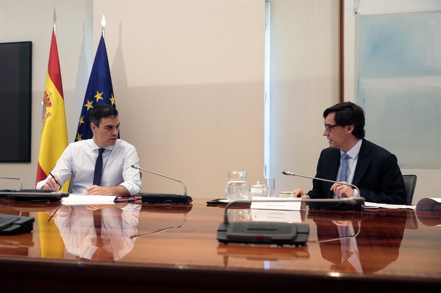 El 48,4% de españoles no confía en la gestión del Gobierno ante la pandemia, según el CIS El 48,4% de españoles no confía en la gestión del Gobierno ante la pandemia, según el CIS