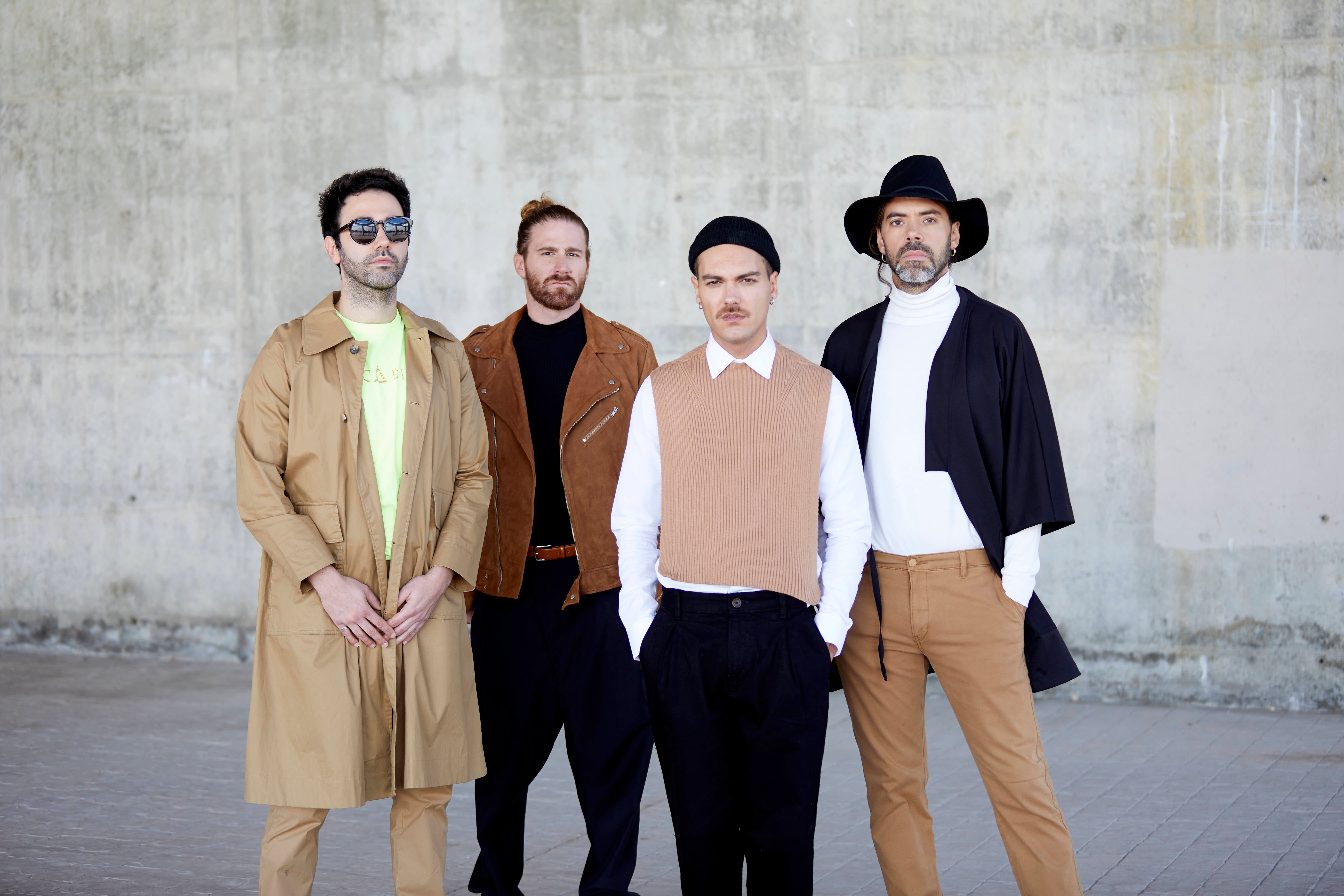 Alberto Jiménez, vocalista de Miss Caffeina: "Que cada disco sea tan diferente nos rejuvenece como grupo" Alberto Jiménez, vocalista de Miss Caffeina: "Que cada disco sea tan diferente nos rejuvenece como grupo"