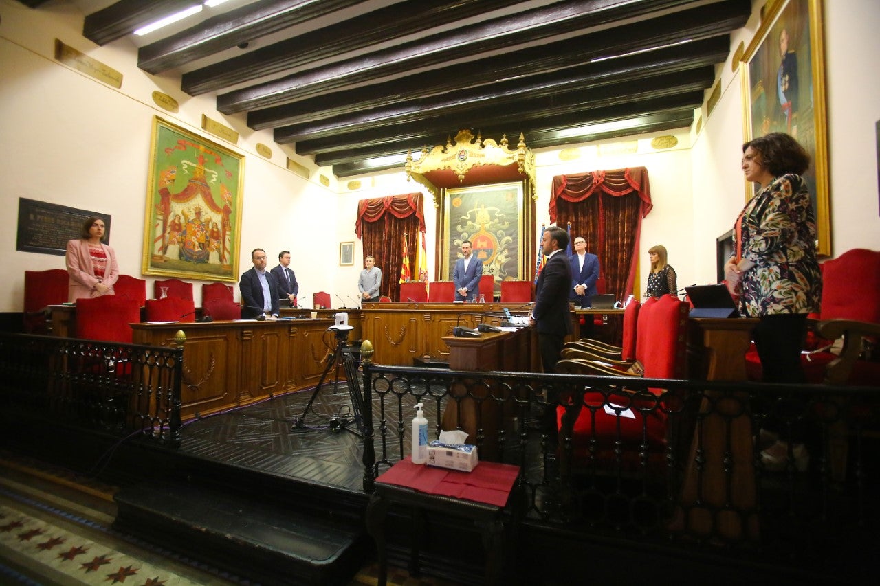 El pleno del Ayuntamiento de Elche da luz verde por unanimidad a la exención de la tasa de terrazas El pleno del Ayuntamiento de Elche da luz verde por unanimidad a la exención de la tasa de terrazas