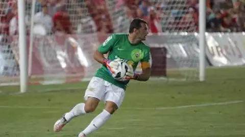 Esteban durante un partido de la UD Almería onda cero almeria