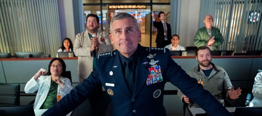 El actor Steve Carell, en una imagen promocional de la serie 'Space Force' El actor Steve Carell, en una imagen promocional de la serie 'Space Force'