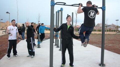  Imatge d&acute;arxiu de jocs esportius en la Ciutat Esportiva Municipal.