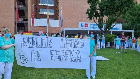 Movilización en el Hospital Príncipe de Asturias Convocatoria de Sanitarios Necesarios