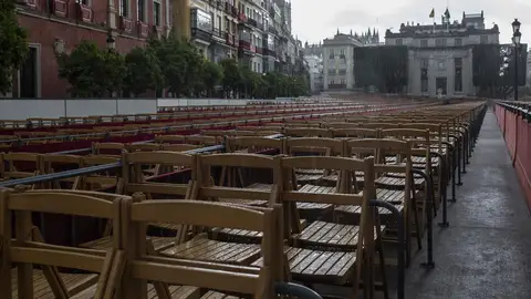 Palcos de Semana Santa en la plaza de San Francisco Palcos de Semana Santa en la plaza de San Francisco