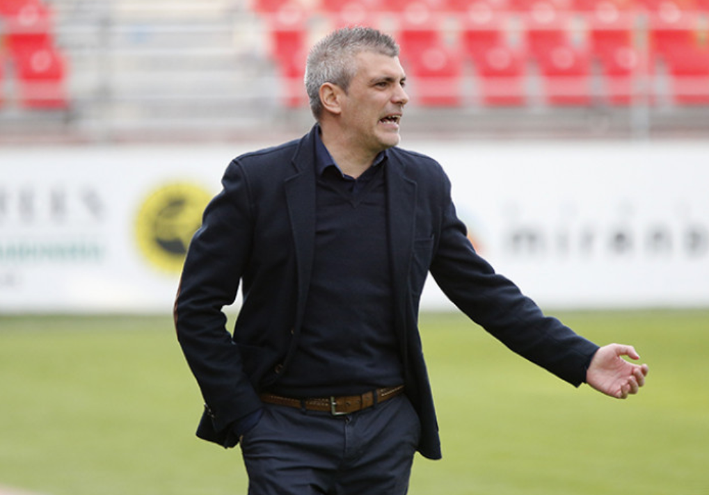Javi de los Mozos, del Villanovense: "No entendemos que la RFEF se exima de toda la responsabilidad sanitaria del play off" Javi de los Mozos, del Villanovense: "No entendemos que la RFEF se exima de toda la responsabilidad sanitaria del play off"