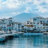 PUERTO BANÚS
