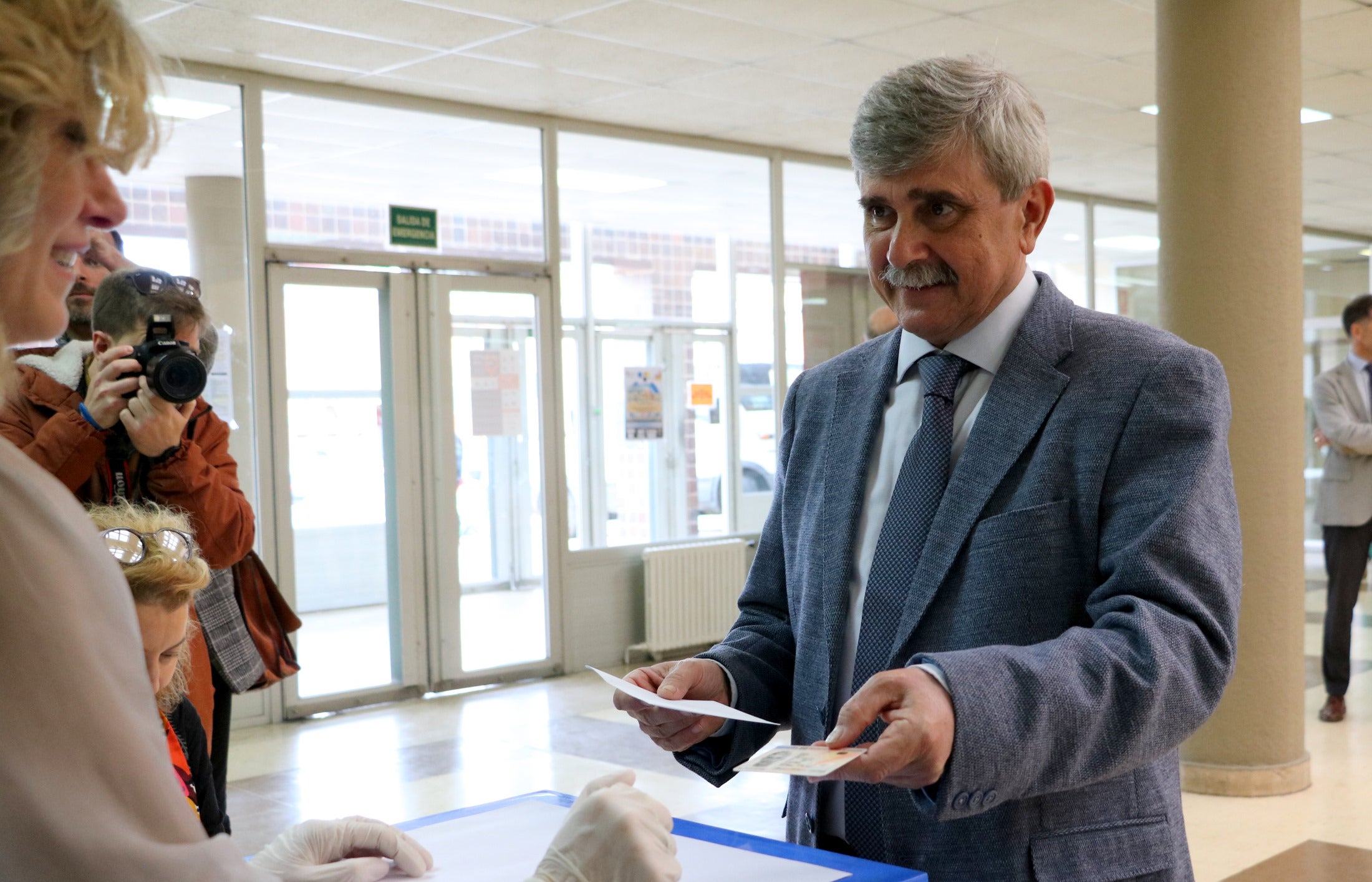 La Junta Electoral de la ULE confirma como Rector a García Marín La Junta Electoral de la ULE confirma como Rector a García Marín