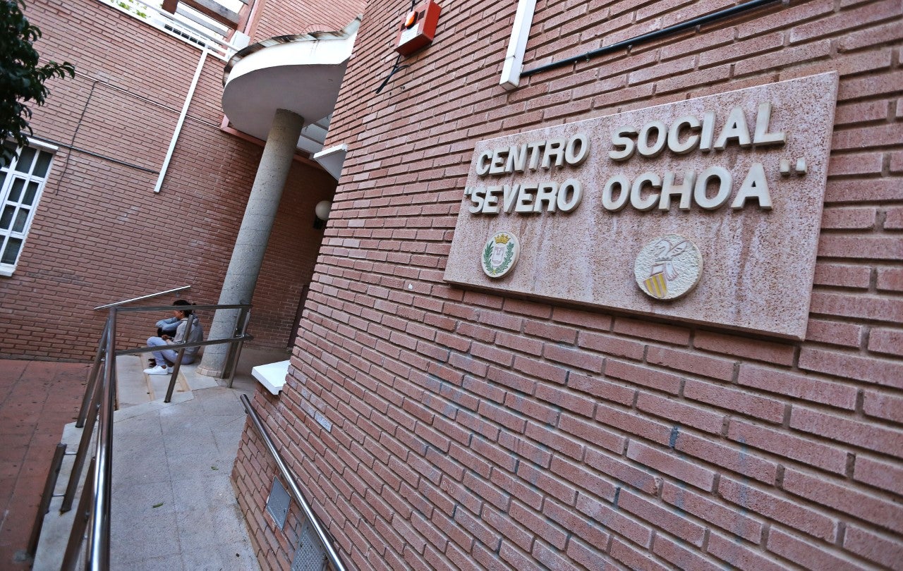 El Instituto Municipal de Servicios Sociales de Elda atiende más de 4000 llamadas en los últimos tres meses El Instituto Municipal de Servicios Sociales de Elda atiende más de 4000 llamadas en los últimos tres meses