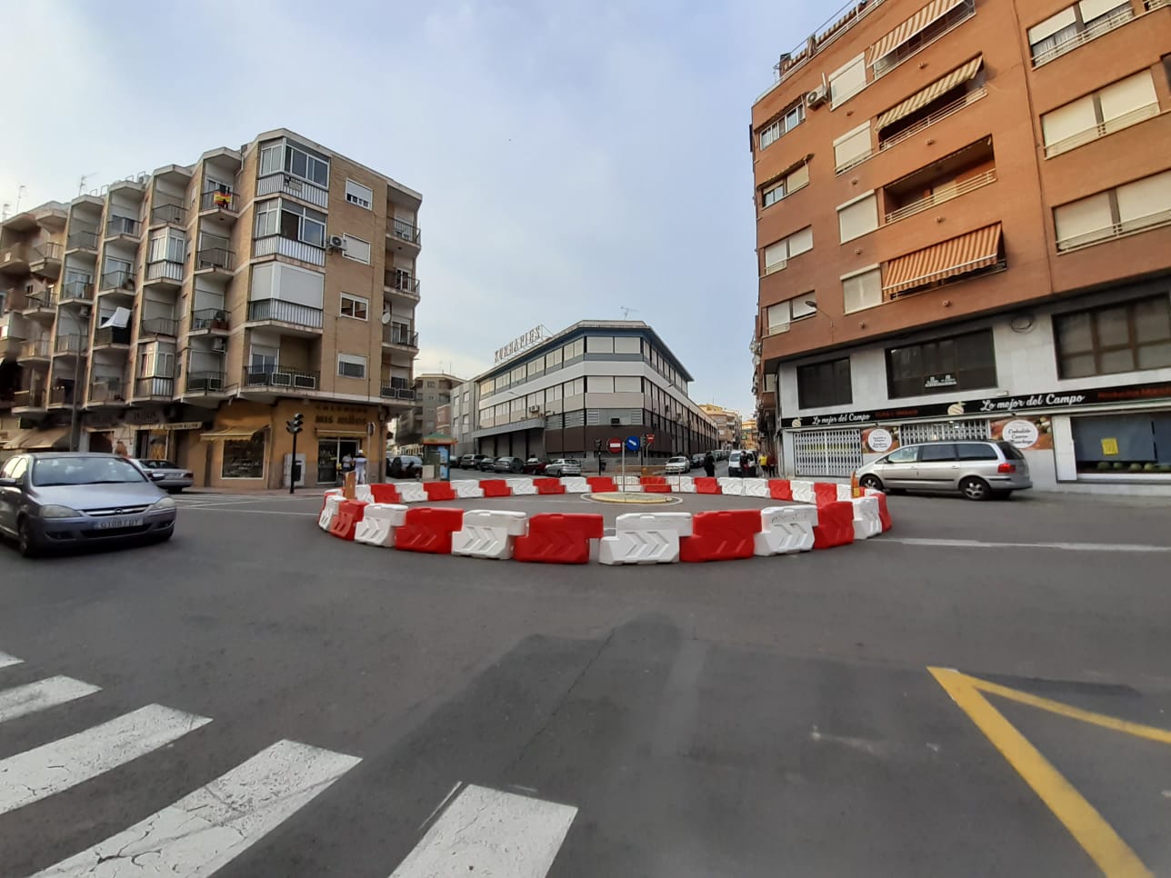 El Ayuntamiento de Elda destina 102.000 euros a la remodelación de la calle La Cruz El Ayuntamiento de Elda destina 102.000 euros a la remodelación de la calle La Cruz
