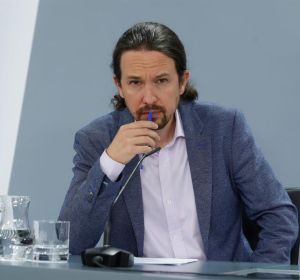 El vicepresidente tercero del Gobierno, Pablo Iglesias, durante la rueda de prensa El vicepresidente tercero del Gobierno, Pablo Iglesias, durante la rueda de prensa