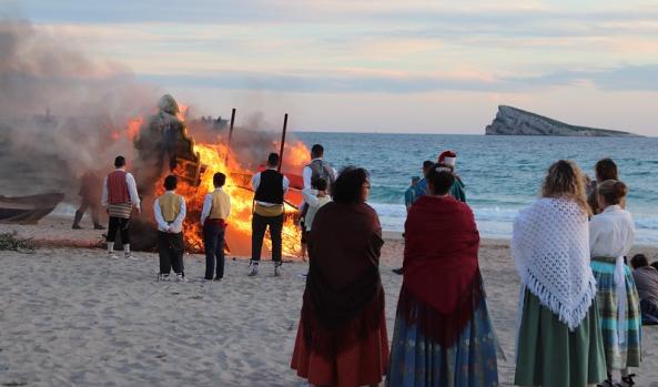 Benidorm mantiene sus fiestas patronales del próximo Noviembre Benidorm mantiene sus fiestas patronales del próximo Noviembre