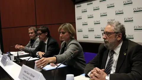 Illa i Vergés, en una roda de premsa al Clínic Illa i Vergés, en una roda de premsa al Clínic