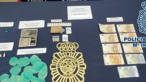 Imagen de los materiales aprehendidos por la Policía. En La Palmilla