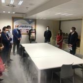 Reunión de la oposición en el Ayuntamiento de León con los comerciantes de Colón 