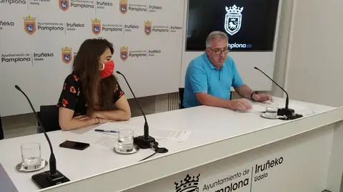 Joseba Asiron y Maider Beloki Rueda de prensa en el ayuntamiento