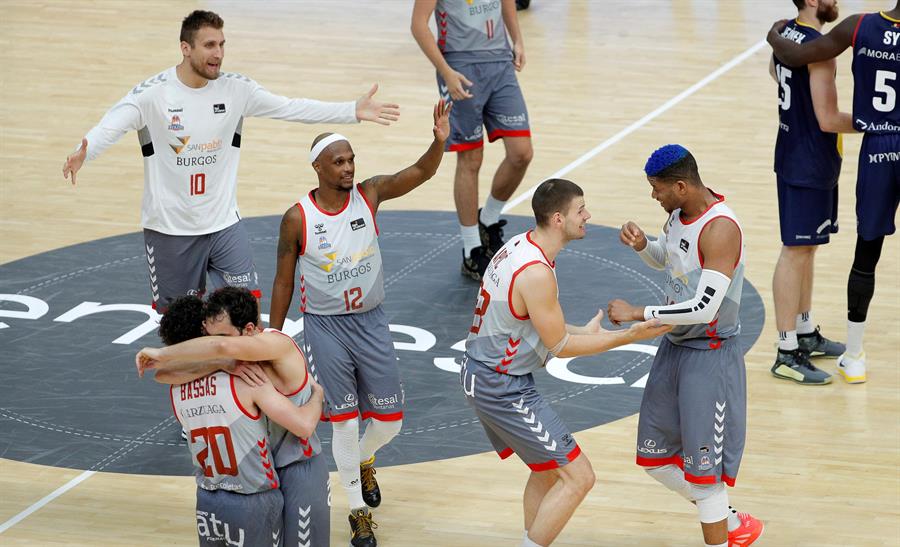 El San Pablo Burgos hace historia y pasa a semifinales de la ACB; el Real Madrid cae eliminado El San Pablo Burgos hace historia y pasa a semifinales de la ACB; el Real Madrid cae eliminado