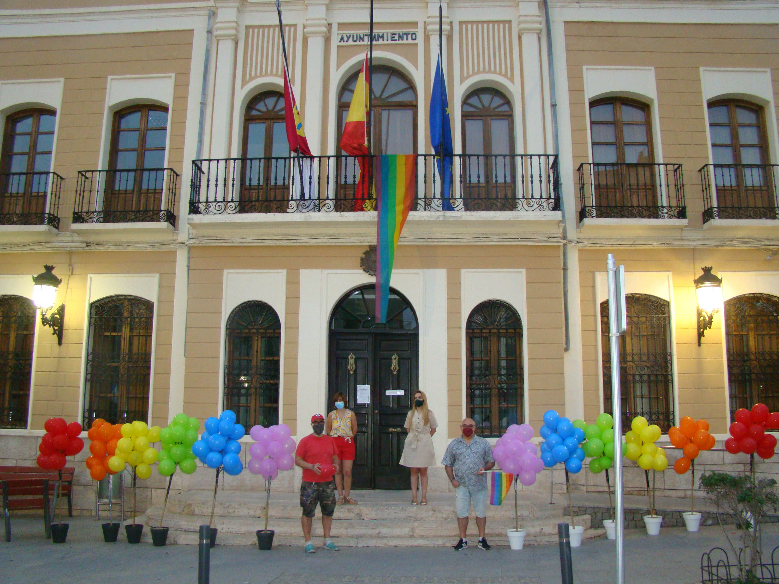 El Ayuntamiento de Quintanar de la Orden apoya el Día del Orgullo LGBT con actos simbólicos El Ayuntamiento de Quintanar de la Orden apoya el Día del Orgullo LGBT con actos simbólicos