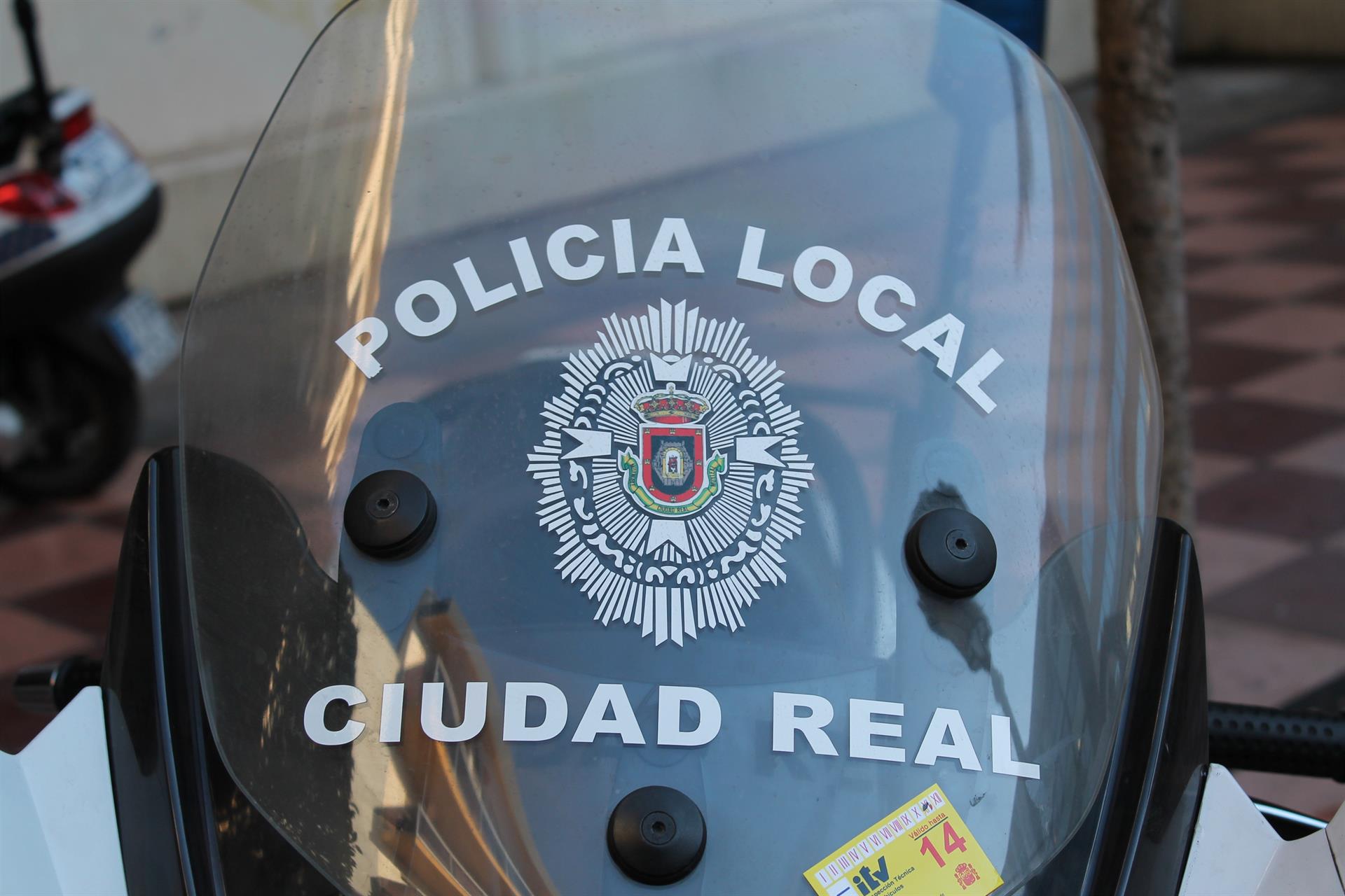 Fallece una mujer tras una colisión entre un coche y una moto en Ciudad Real Fallece una mujer tras una colisión entre un coche y una moto en Ciudad Real