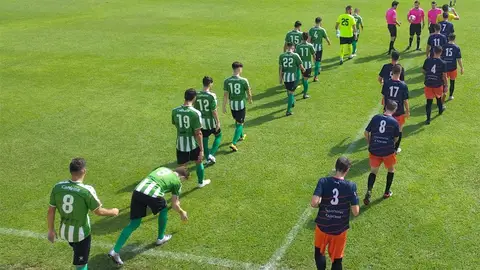 La Unión Deportiva Ilicitana ha sido filial del Elche CF desde el año 2016, cuando ascendió a Regional Preferente. La Unión Deportiva Ilicitana ha sido filial del Elche CF desde el año 2016, cuando ascendió a Regional Preferente.