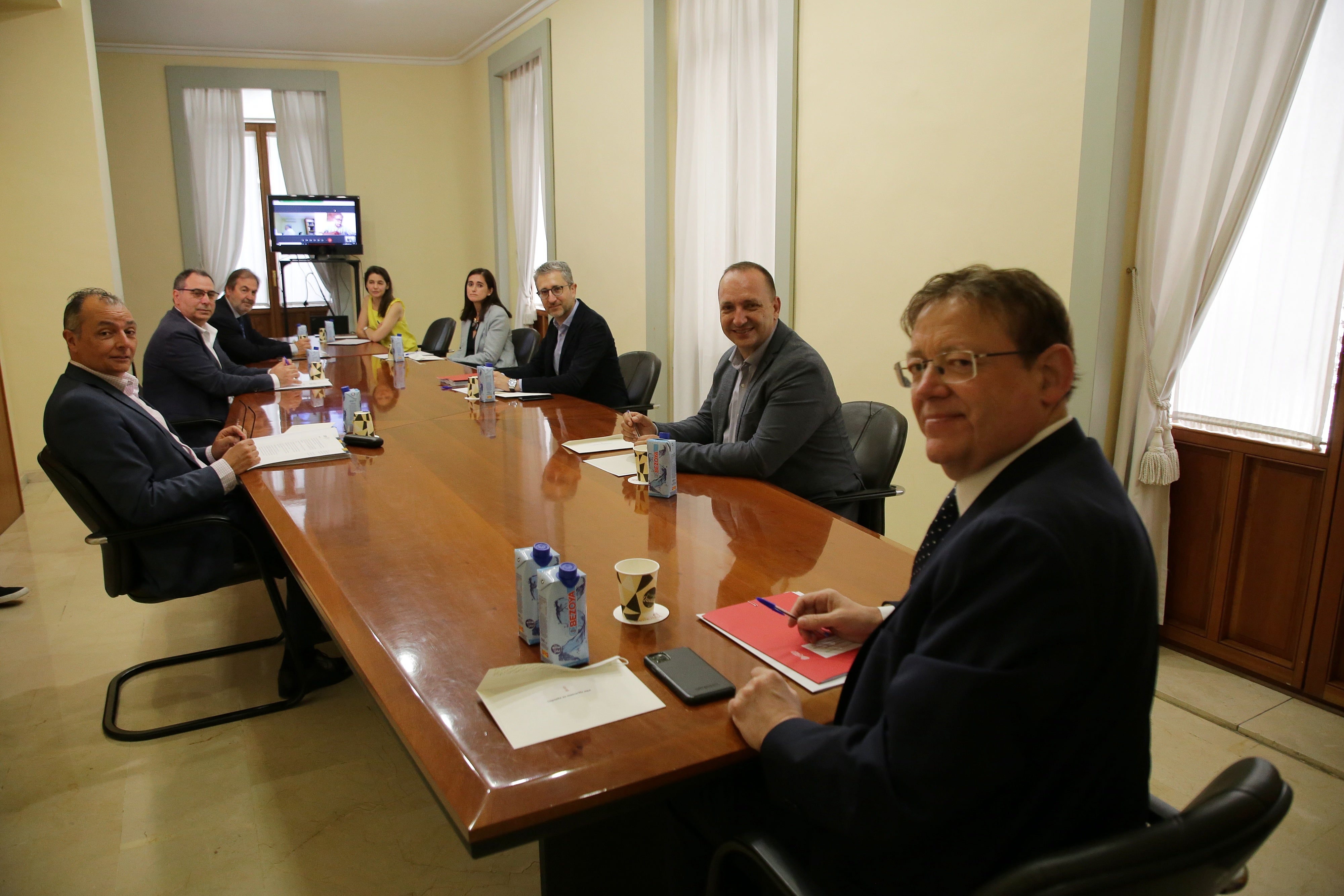 El Consell y la patronal apuntan a la construcción como un sector clave para salir de la crisis El Consell y la patronal apuntan a la construcción como un sector clave para salir de la crisis