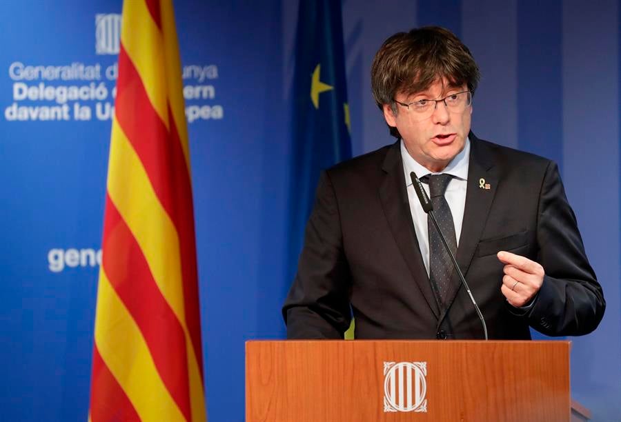 ¿Cumple Puigdemont con las características de exiliado como afirmó Pablo Iglesias? ¿Cumple Puigdemont con las características de exiliado como afirmó Pablo Iglesias?