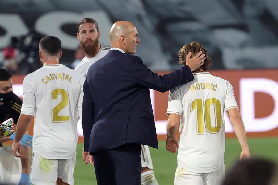 Zidane elogia a Ramos y Modric Zidane elogia a Ramos y Modric