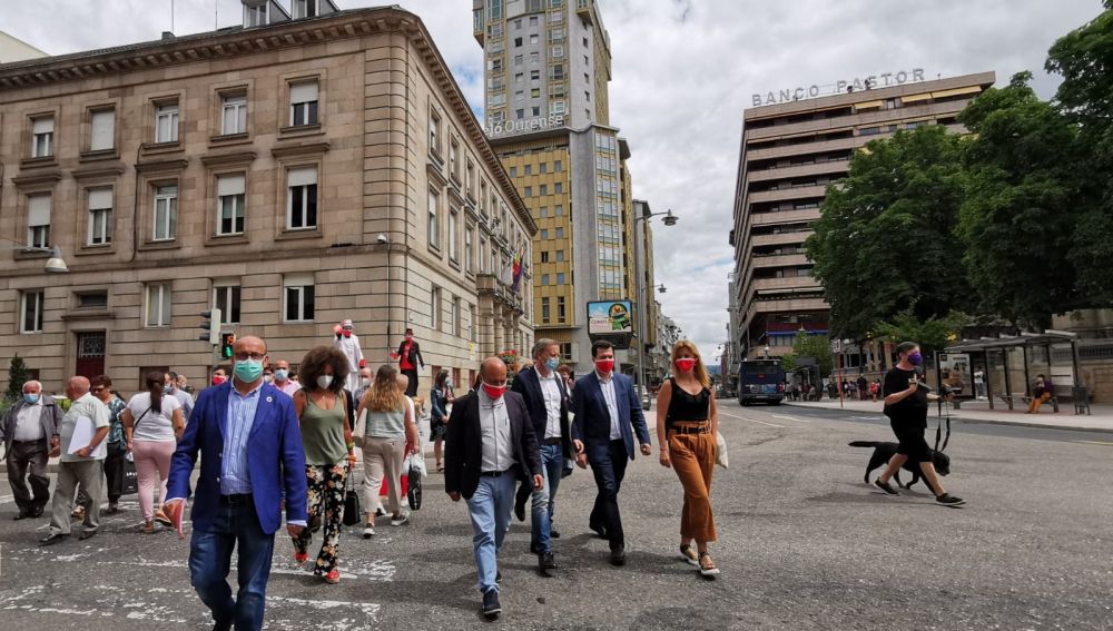 Gonzalo Caballero visitando Ourense