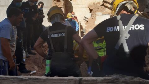 El trabajador ha fallecido tras caerle encima una tapia