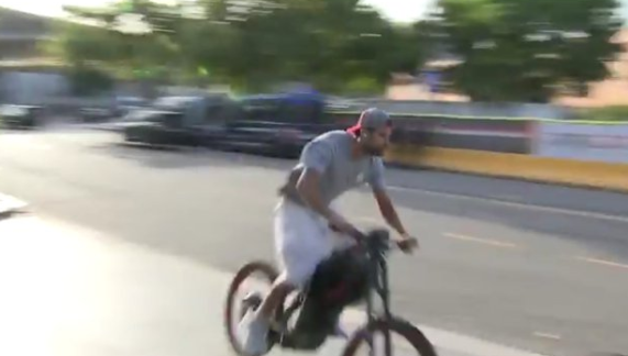 ¿Tiene permitido Piqué ir al Camp Nou en bicicleta? ¿Tiene permitido Piqué ir al Camp Nou en bicicleta?