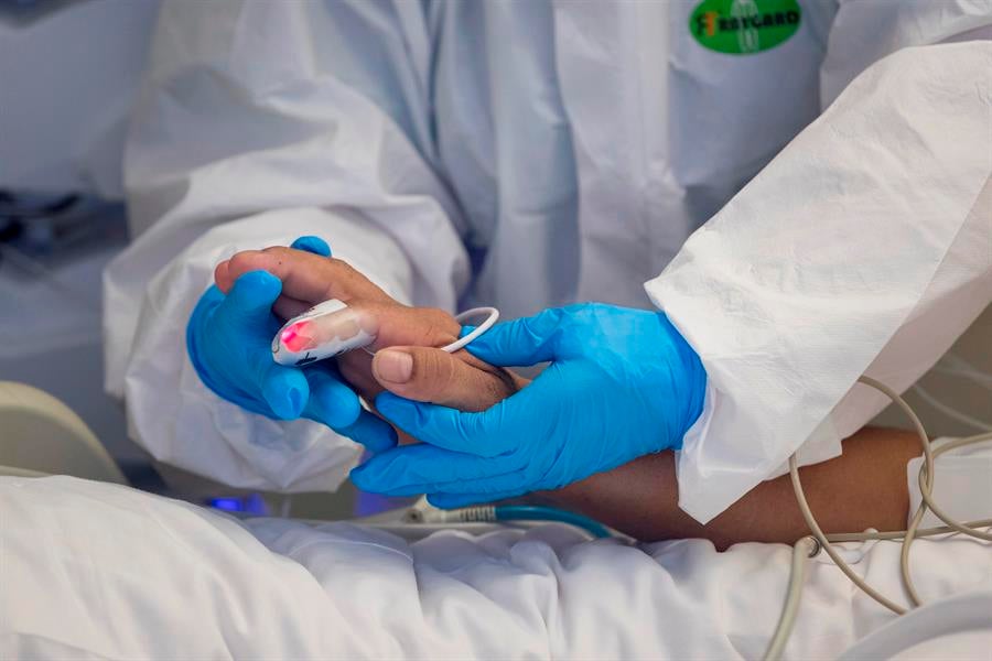 El repunte de contagios de covid-19 acumula en las dos áreas de salud de Elche cinco rebrotes y 45 nuevos positivos en dos semanas El repunte de contagios de covid-19 acumula en las dos áreas de salud de Elche cinco rebrotes y 45 nuevos positivos en dos semanas