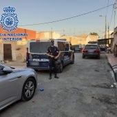 Agentes de la Policía Nacional en el barrio 'La Puñalá' de Elche.