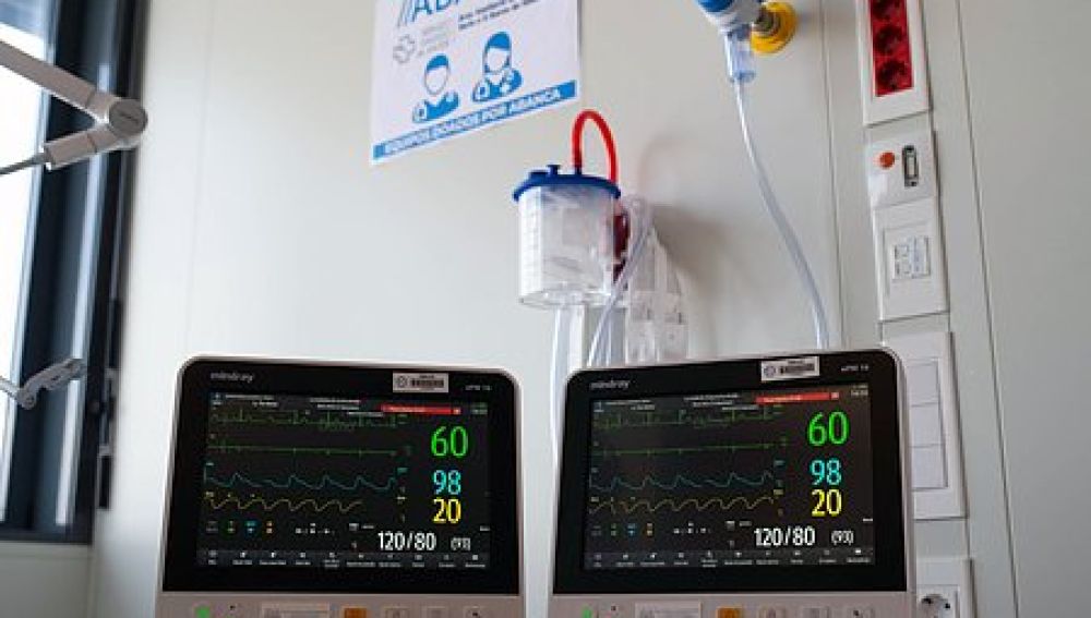 ABANCA finaliza a súa rolda de visitas aos hospitais do SERGAS para recoñecer o traballo da sanitarios fronte ao COVID-19