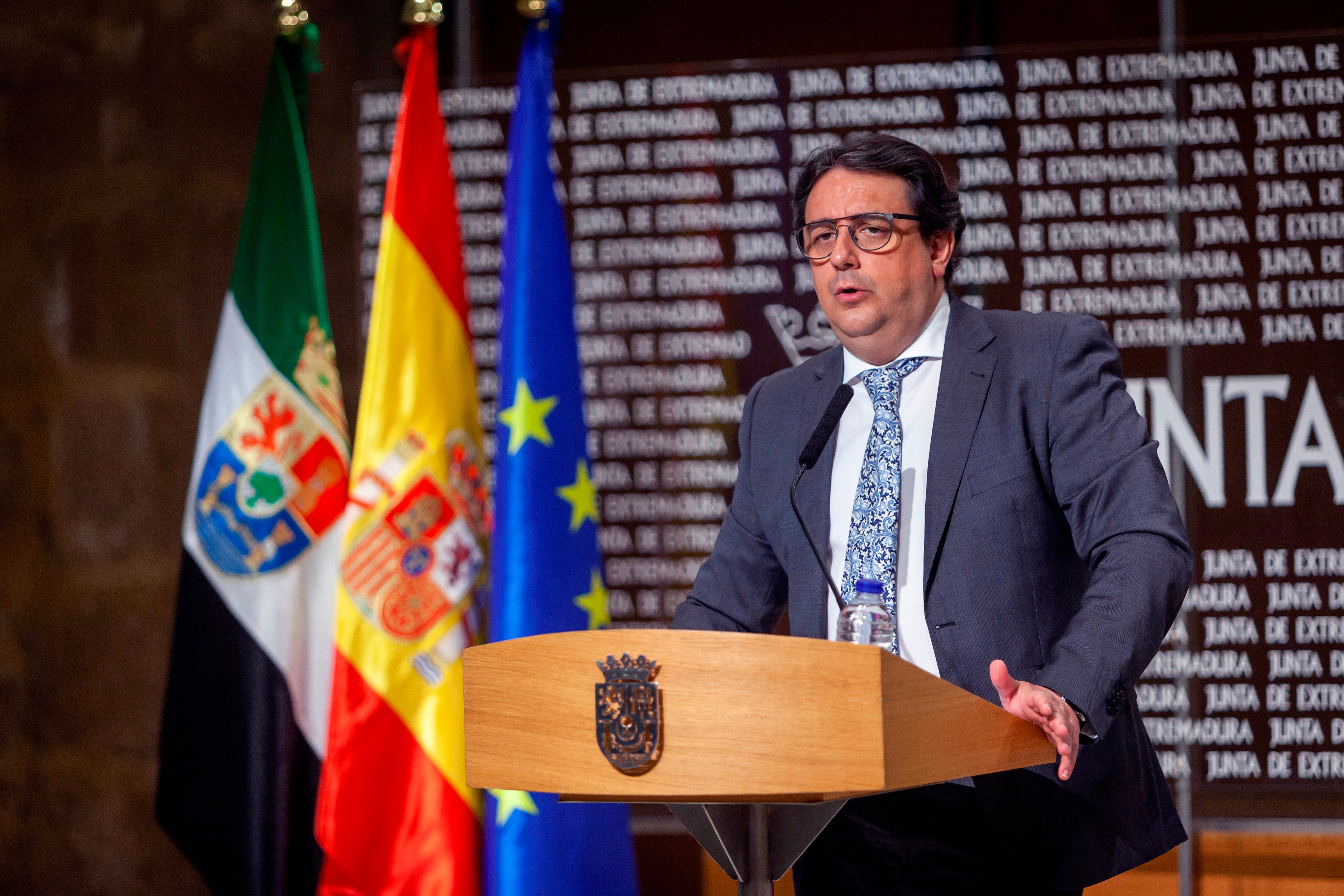 Vergeles anuncia una reforma del complejo hospitalario Universitario de Badajoz para afrontar futuras pandemias Vergeles anuncia una reforma del complejo hospitalario Universitario de Badajoz para afrontar futuras pandemias