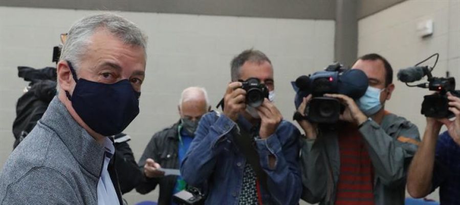 El lehendakari, Iñigo Urkullu, votando en las elecciones vascas 2020 El lehendakari, Iñigo Urkullu, votando en las elecciones vascas 2020