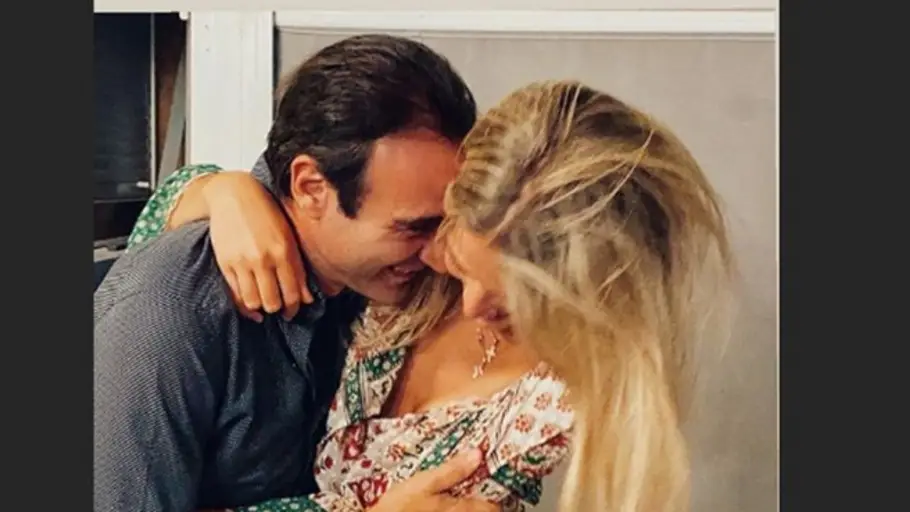 Enrique Ponce y Ana Soria en su primera imagen juntos Enrique Ponce y Ana Soria en su primera imagen juntos
