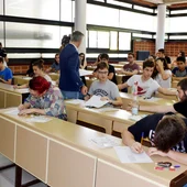 Alumnos realizando la prueba de la EvAU Alumnos realizando la prueba de la EvAU