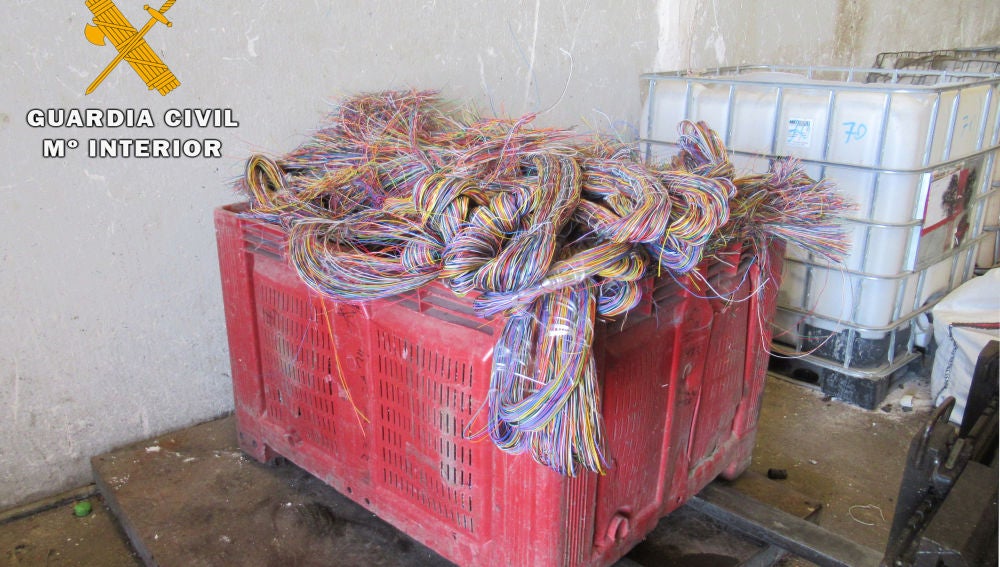 La Guardia Civil intercepta una tonelada de cable sustraído